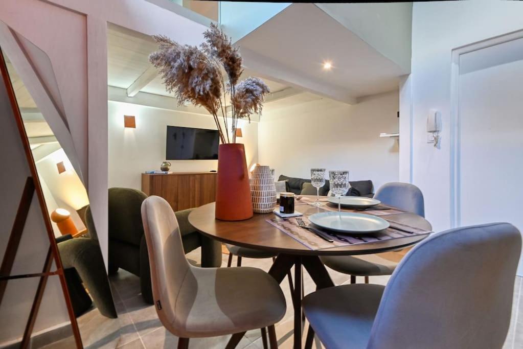 Duplex Elegant, Dynamique A 20 Metres Du Vieux Port Appartement Marseilles